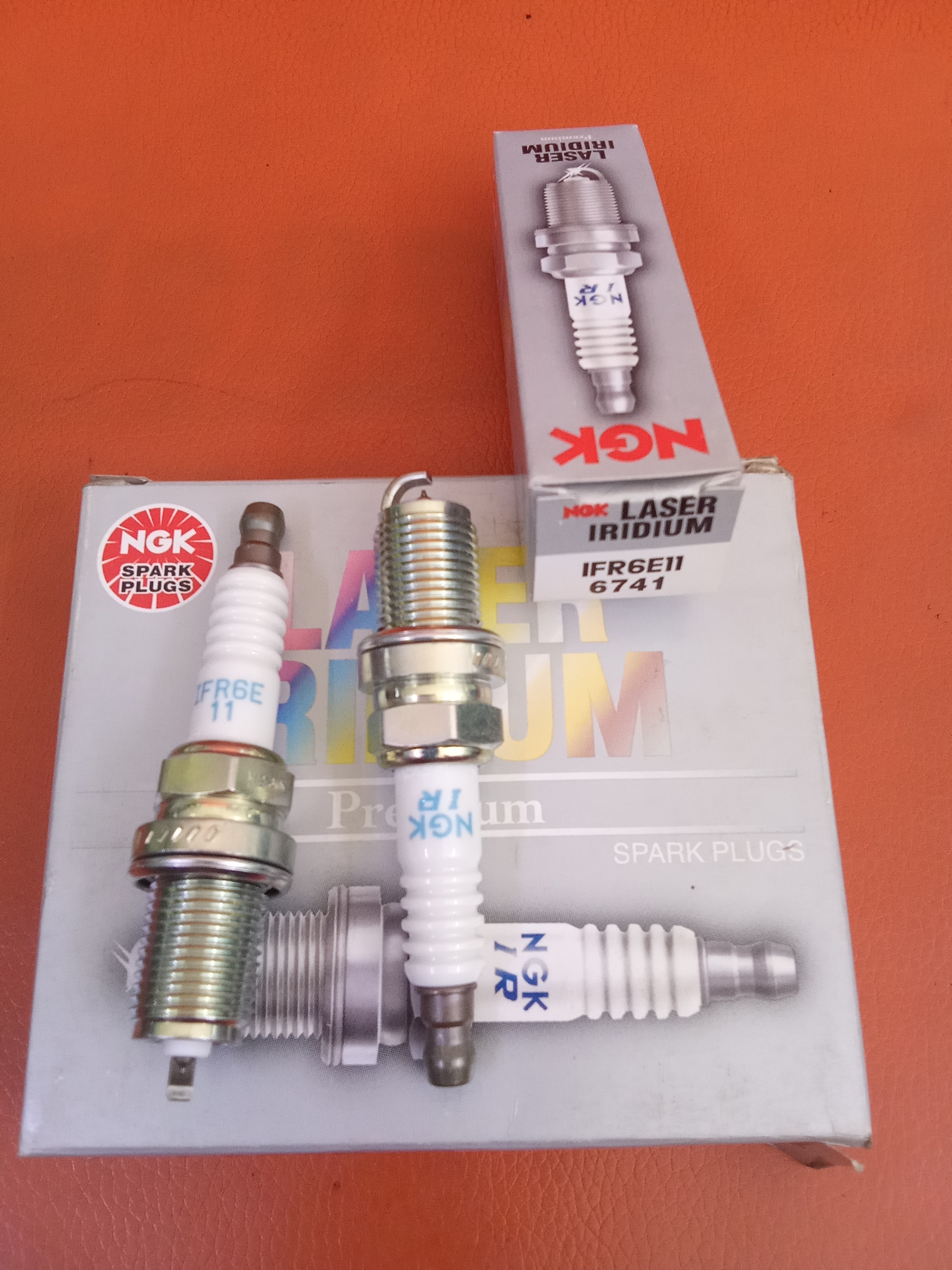 LASER IRIDIUM NGK SPARK PLUGS